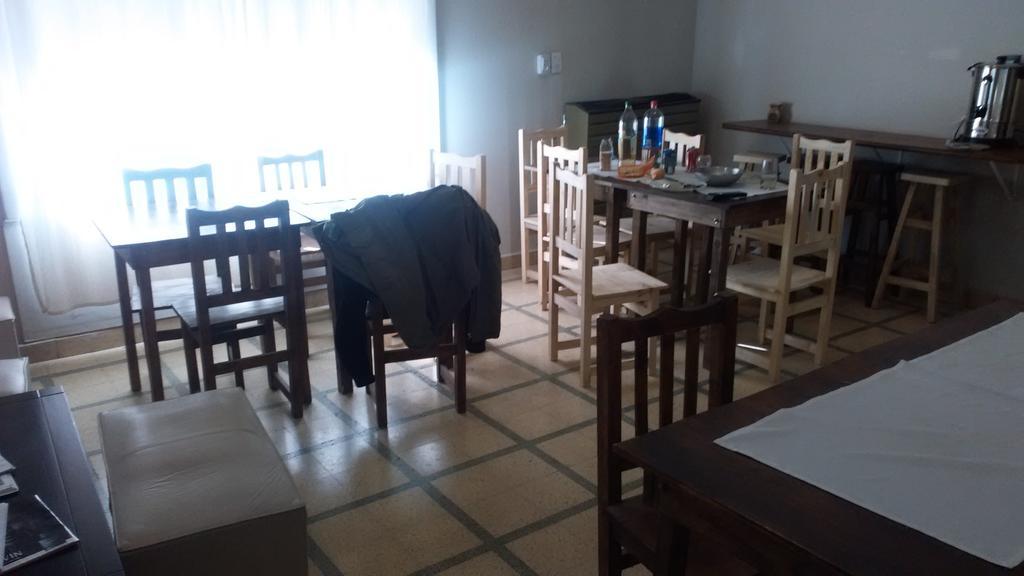 Loica Hostel Puerto Madryn Esterno foto