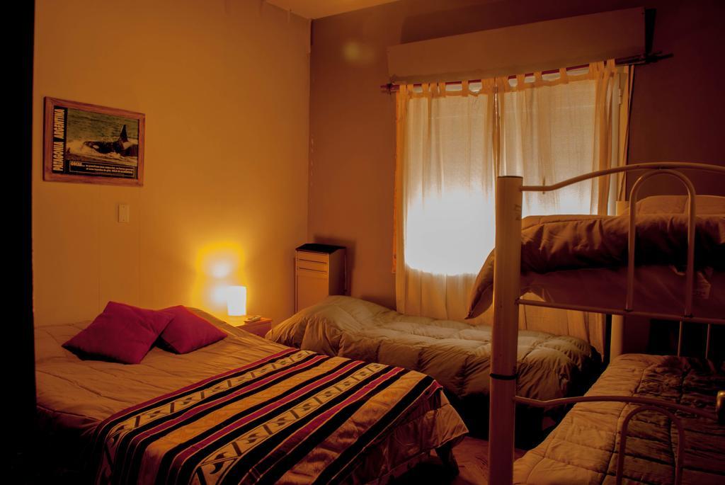Loica Hostel Puerto Madryn Esterno foto